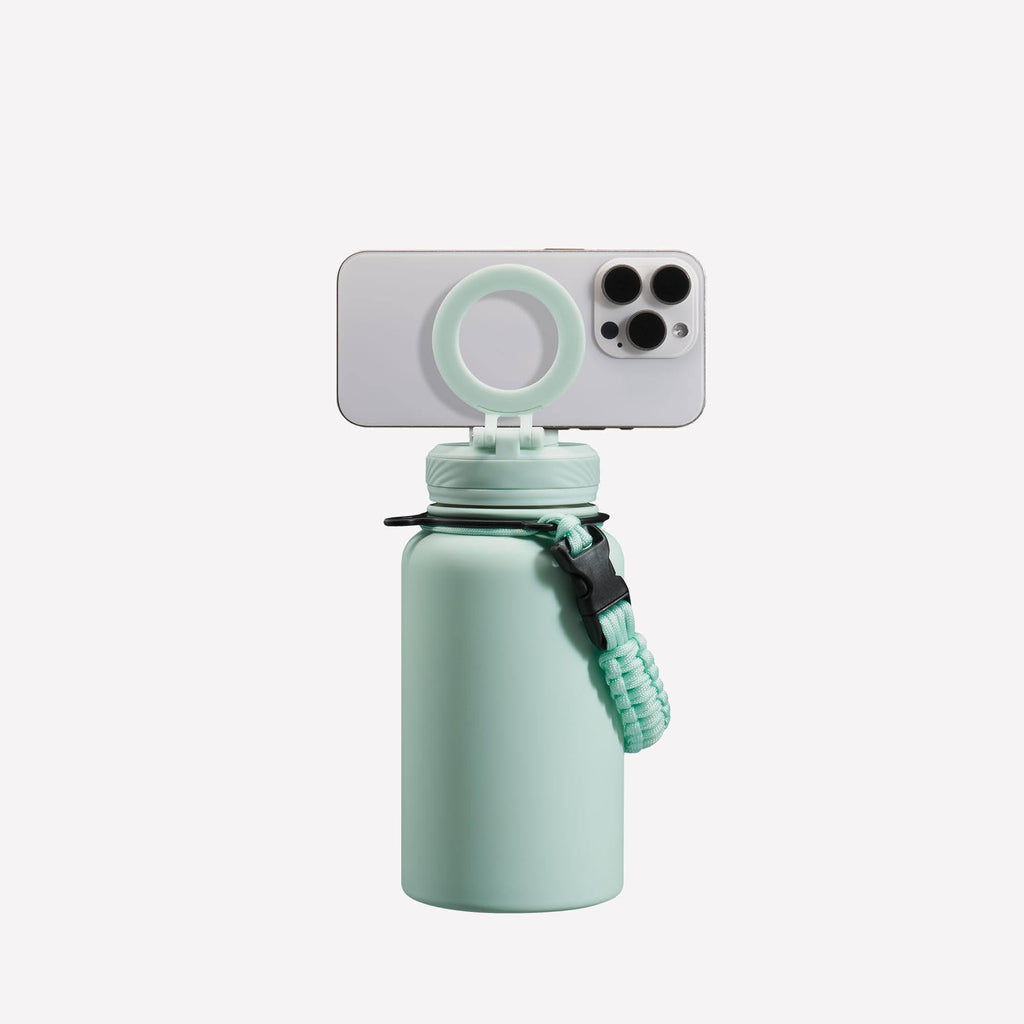 ZTAR Insulated Stainless Steel Water Bottle – Compatible with Magsafe usable as Tripod, Leak-Proof, Keeps Drinks cool or warm, For Travel, Gym, and Office, Ideal Gift for Women, Men & Kids, 22 oz
