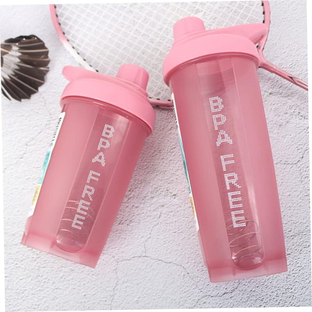 OnIUeZky 1PC Classic Protein Mixer Shaker Bottle With Twist And Lock Portable Pre Workout Protein Drink Shaker Cup For Mixes Cocktails,Smoothies And Shakes(Pink).